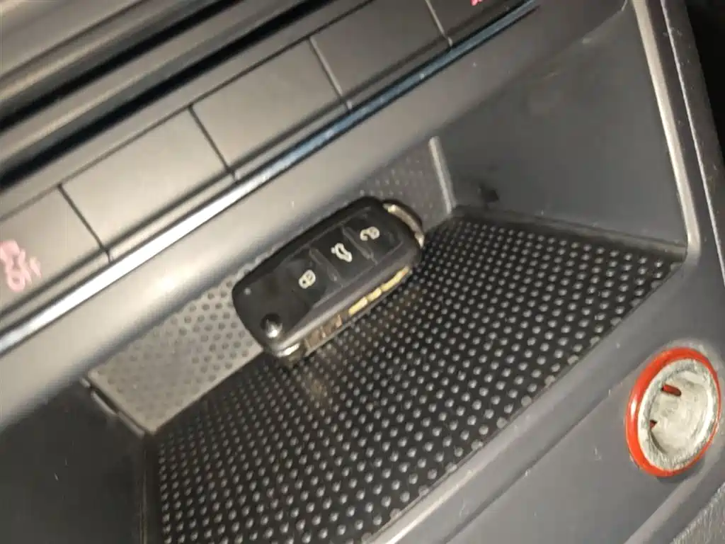 Volkswagen Tiguan 2015 1.8TSI Automatic 2WD Highline фото 9