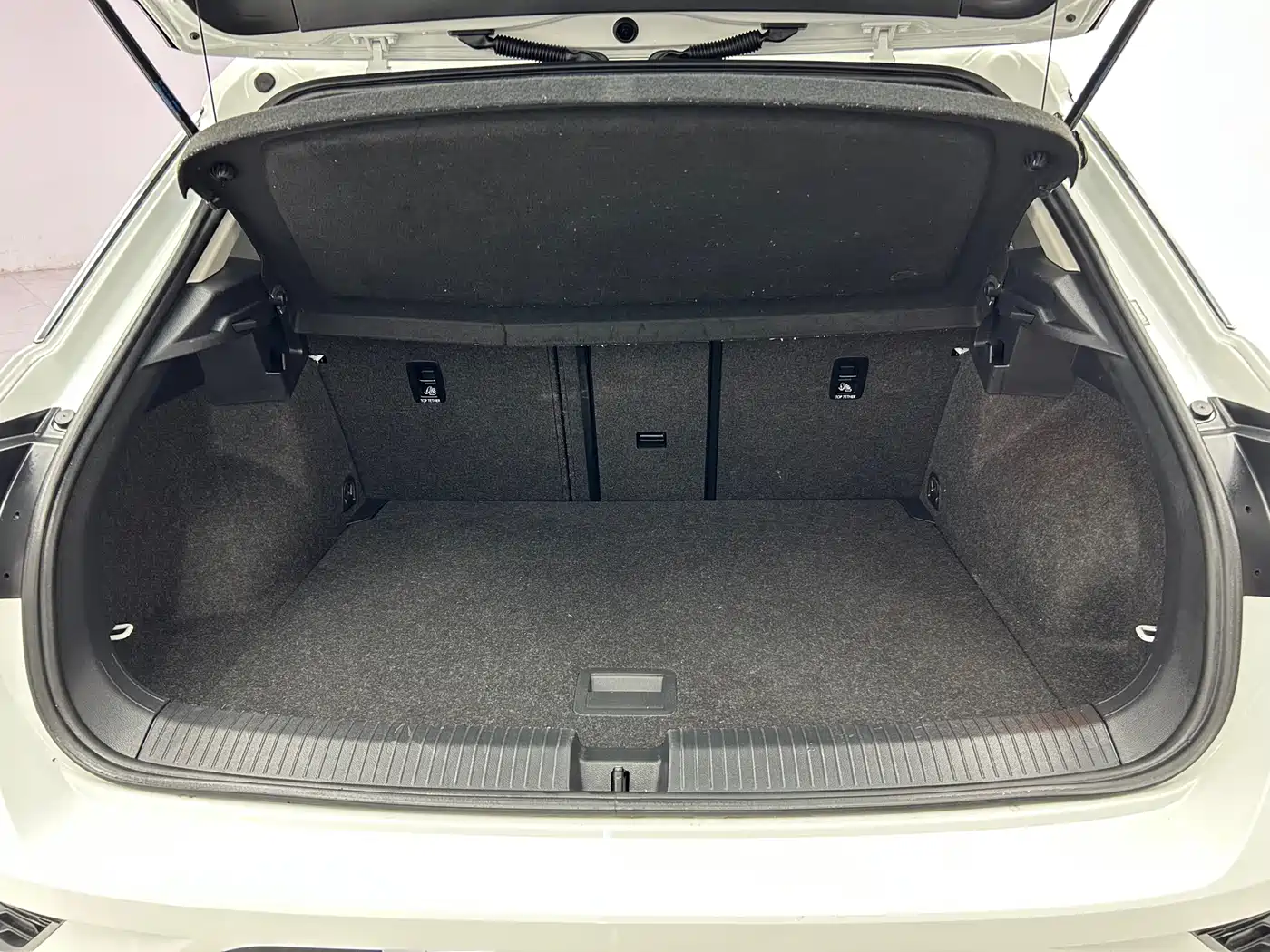 Volkswagen T-ROC 2022 280TSI DSG 2WD Elite PLUS фото 19