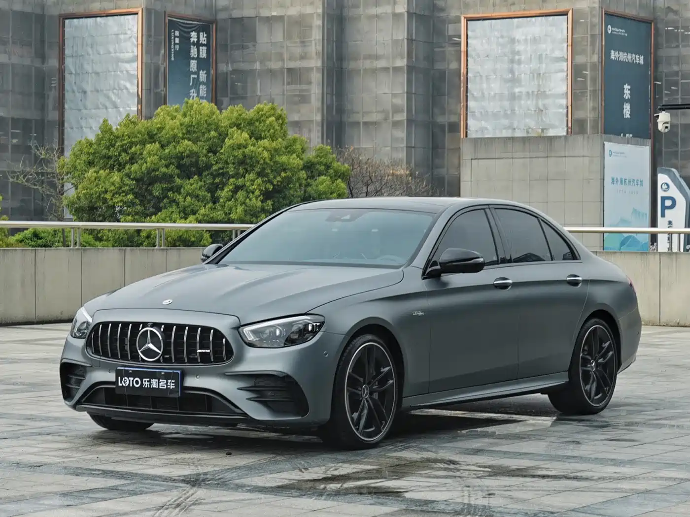 MERCEDES-BENZ E CLASS AMG