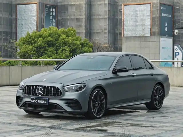 MERCEDES-BENZ E CLASS AMG