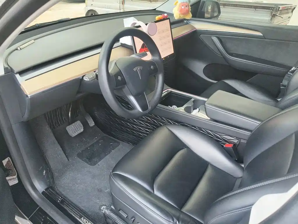 Фото 16 - Tesla Model Y