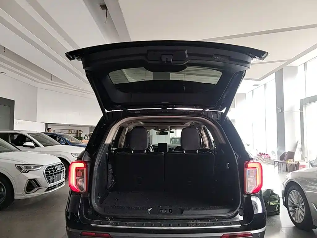 Ford Explorer 2020 2020 EcoBoost 285 AWD Titanium Edition 6-Seater