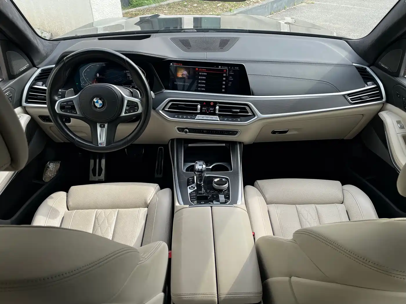 BMW X7 2021 xDrive40i Premium M Sport Package фото 9