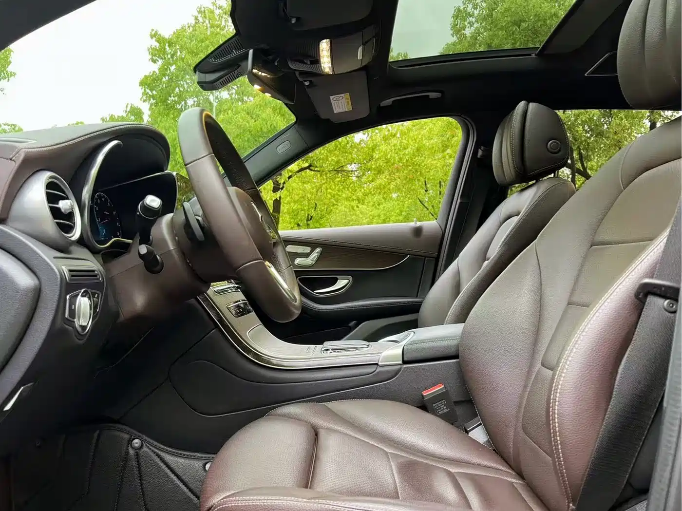Mercedes-Benz GLC 2022 Model GLC 260 L 4MATIC Luxury Edition фото 11
