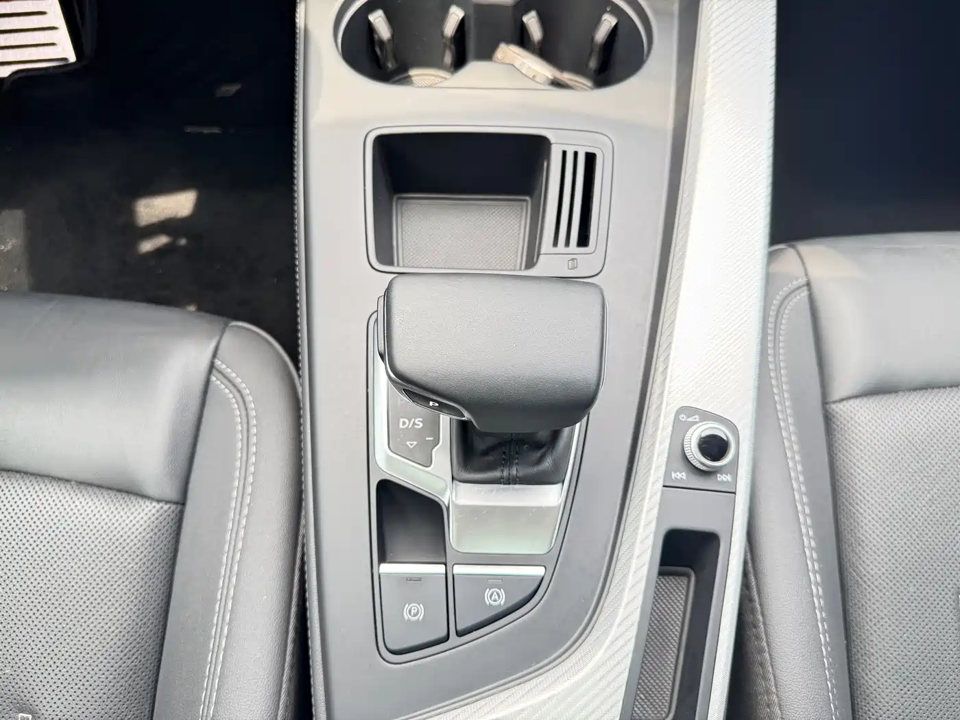 Audi A4L 2020 40 TFSI Fashion Elegance фото 14