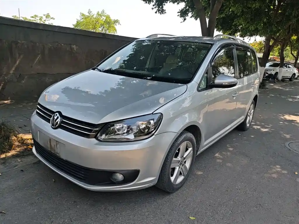 Volkswagen Touran 2015 1.4T Manual Trend Edition 5-seater