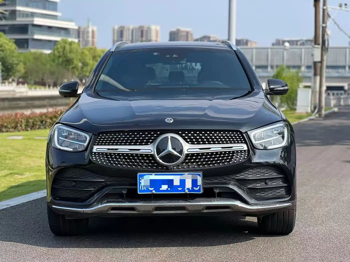 Mercedes-Benz GLC 2022 Model GLC 300 L 4MATIC Luxury Edition фото 2