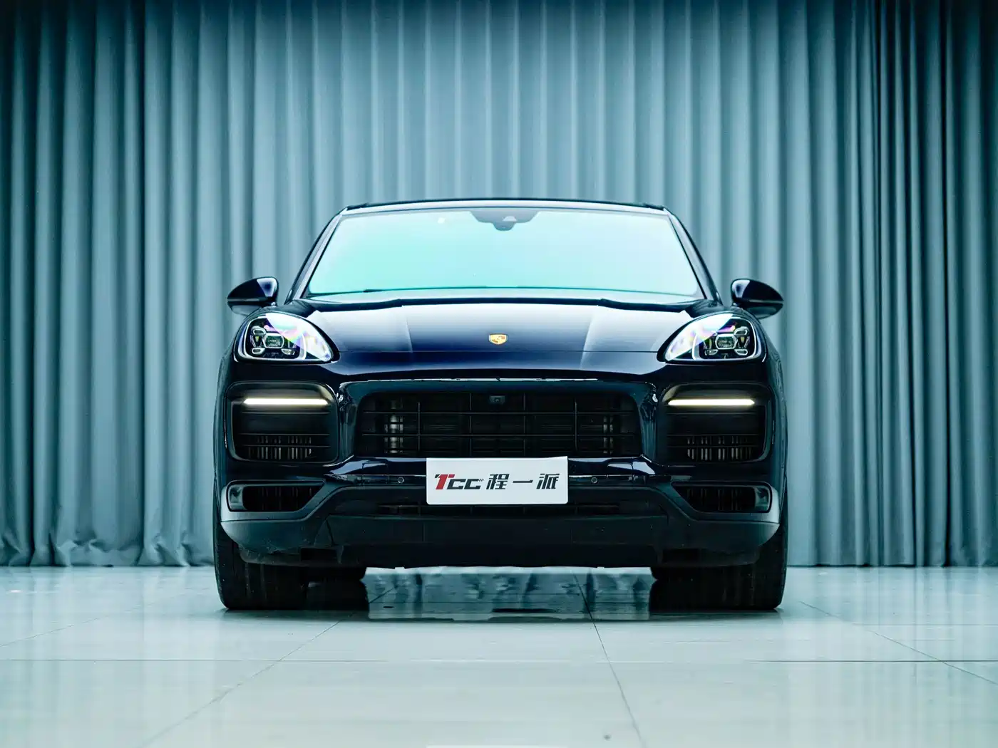 Porsche Cayenne 2023 Cayenne S 2.9T Platinum Edition фото 2