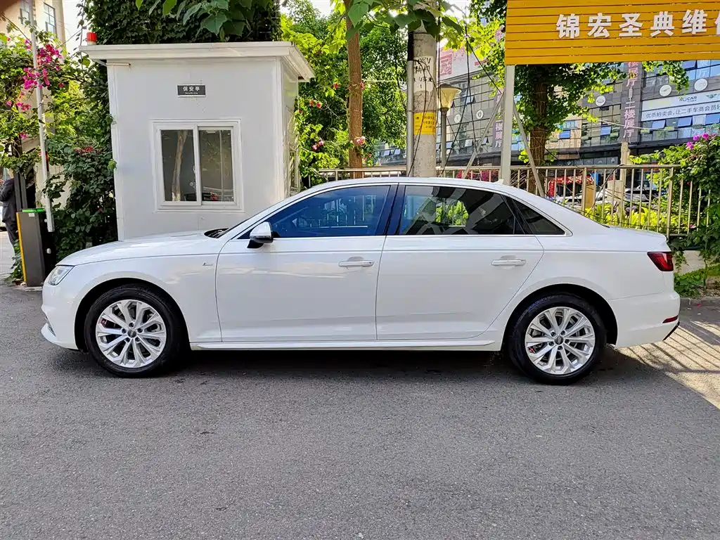 Audi A4L 2019 40 TFSI Progressive (China V) фото 3