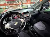 Photo 8 - Honda Fit
