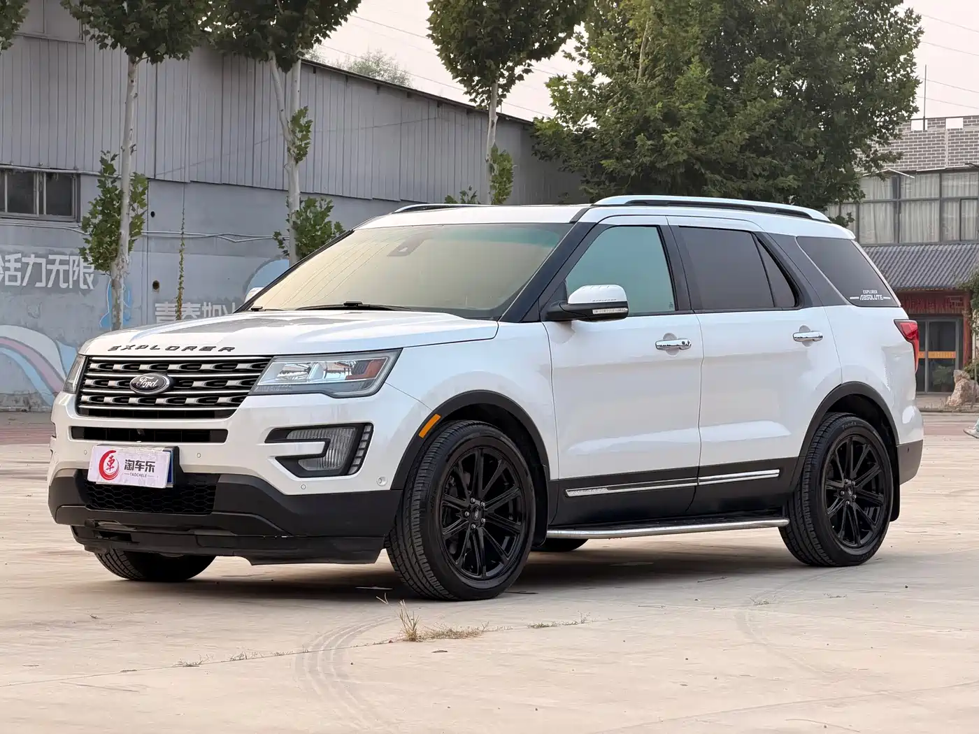 Ford Explorer (Import) 2016 — пригон из Китая