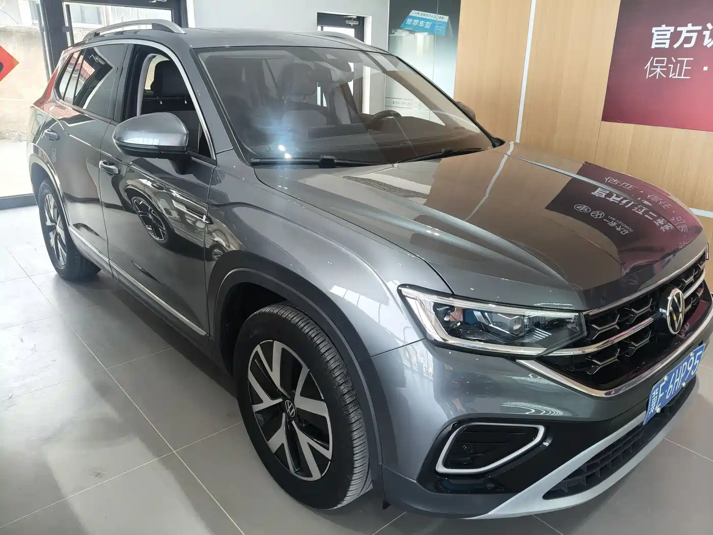 Volkswagen Tayron 2024 300TSI 2WD Luxury Plus Advanced фото 7