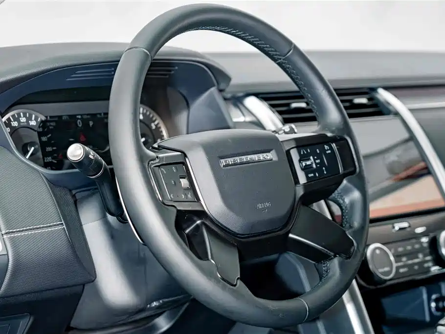 Land Rover Discovery 2023 2023 360PS R-Dynamic SE