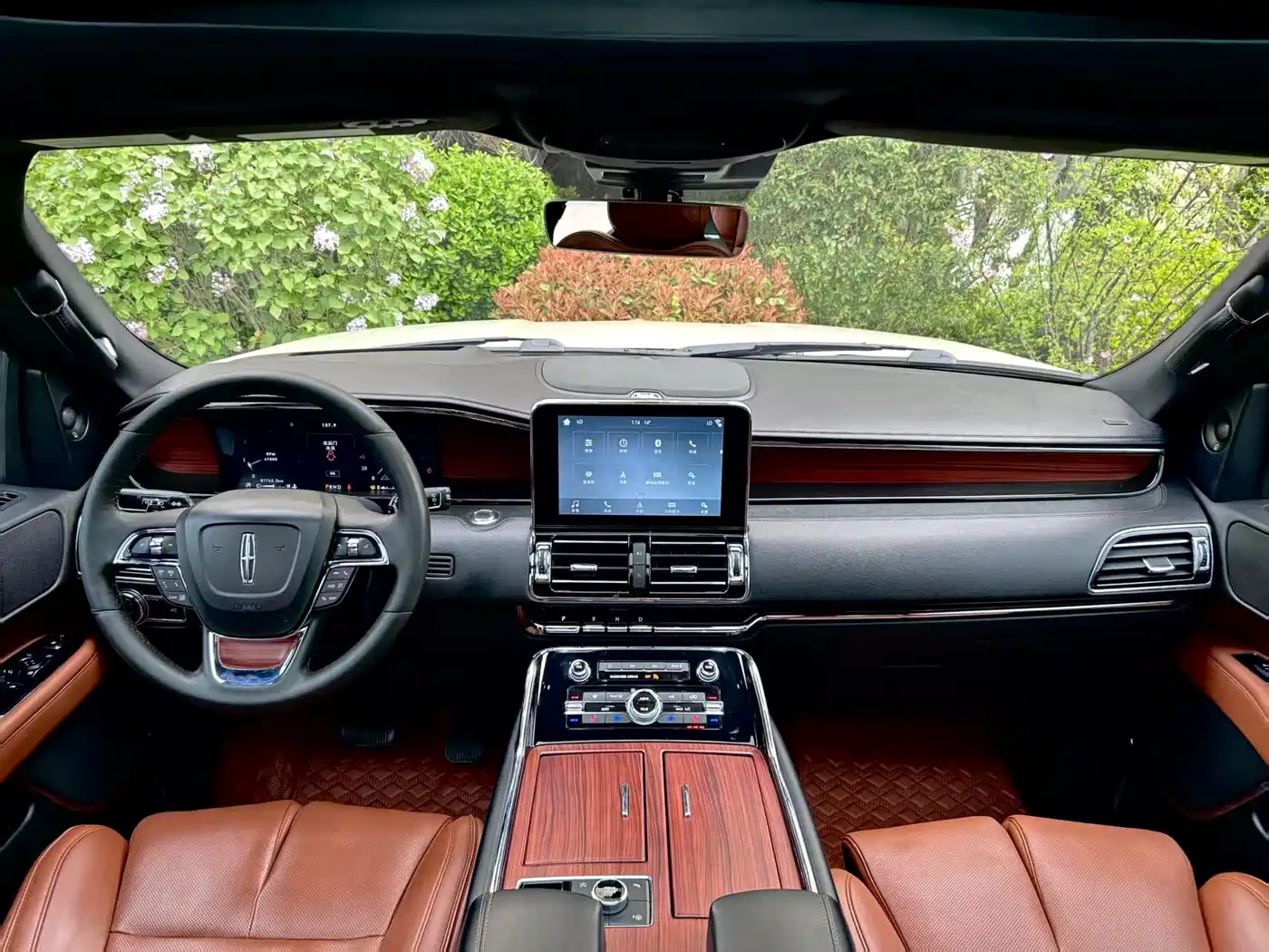 Lincoln Navigator 2020 3.5T Long Wheelbase Presidential Edition фото 5