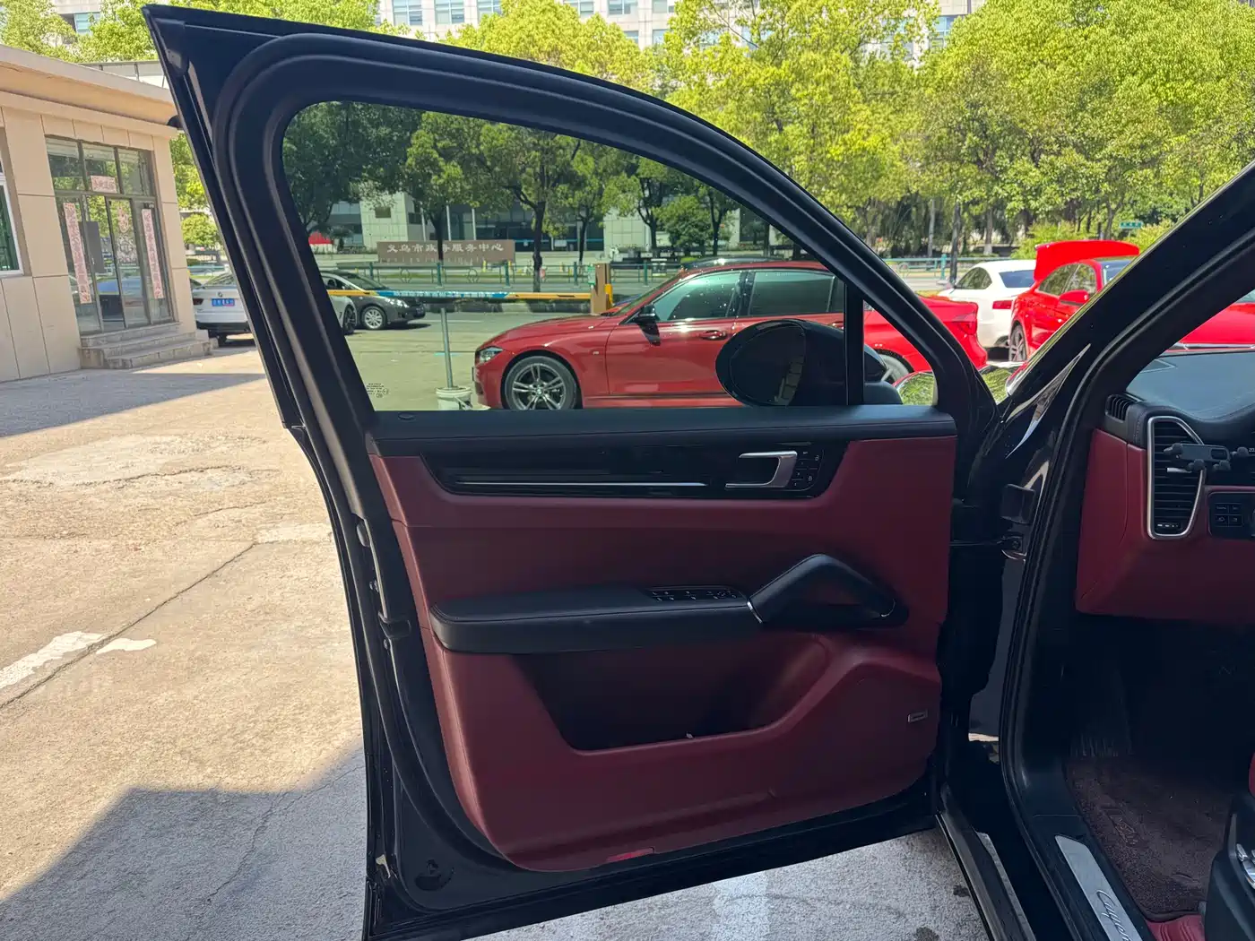 Porsche Cayenne 2022 Cayenne 3.0T Platinum Edition фото 7