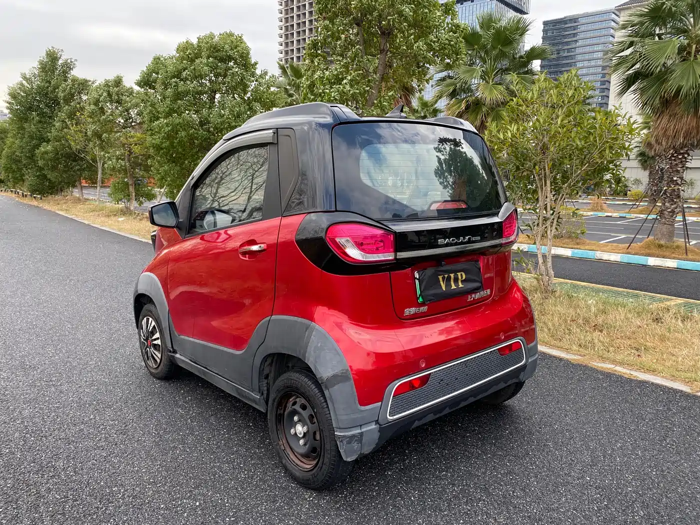 BAOJUN E100