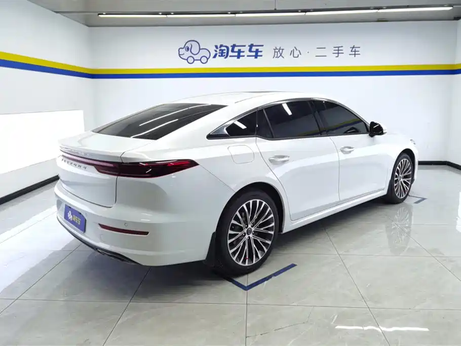 Besturn B70 2024 2024 Model Soaring Dragon Edition 1.5T Pioneer