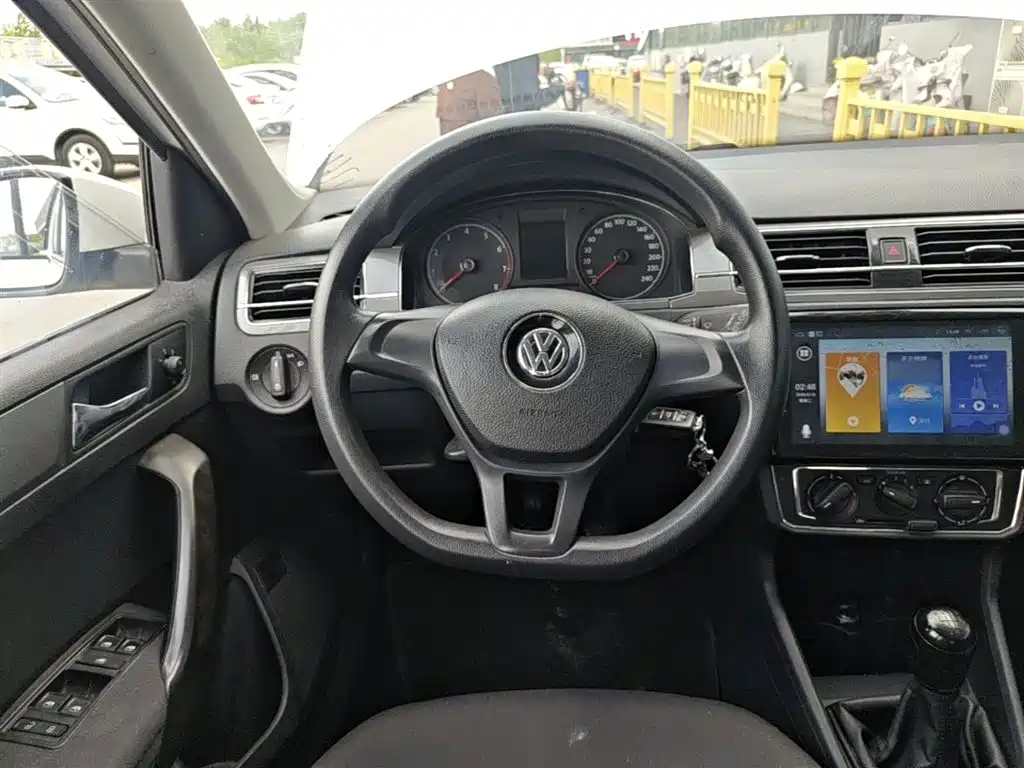 Volkswagen Santana 2017 Gran Santana 1.4L Manual Trendline фото 11
