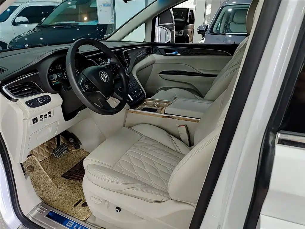 Buick GL8 2018 ES 28T Comfort Type China VI фото 7