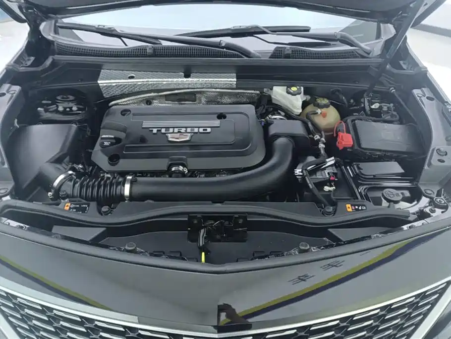 Cadillac XT4 2020 Facelift 28T 2WD Leading фото 10