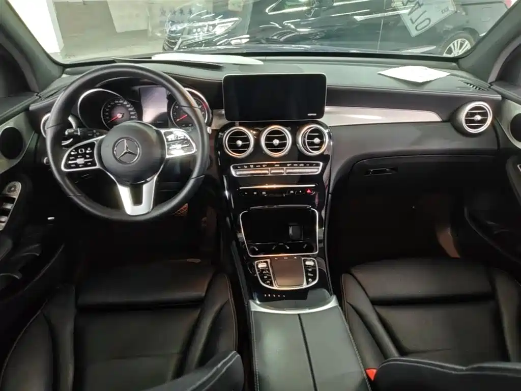 Mercedes-Benz GLC 2020 GLC 260 L 4MATIC Dynamic фото 10