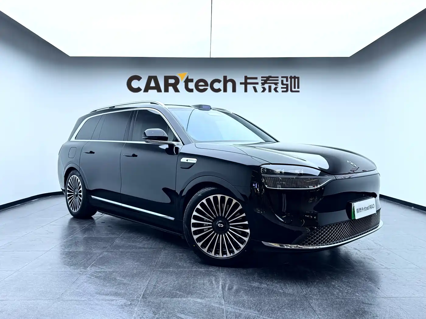 AITO Wenjie AITO M9 2025 Pure Electric Ultra 100kWh 6-Seater фото 3