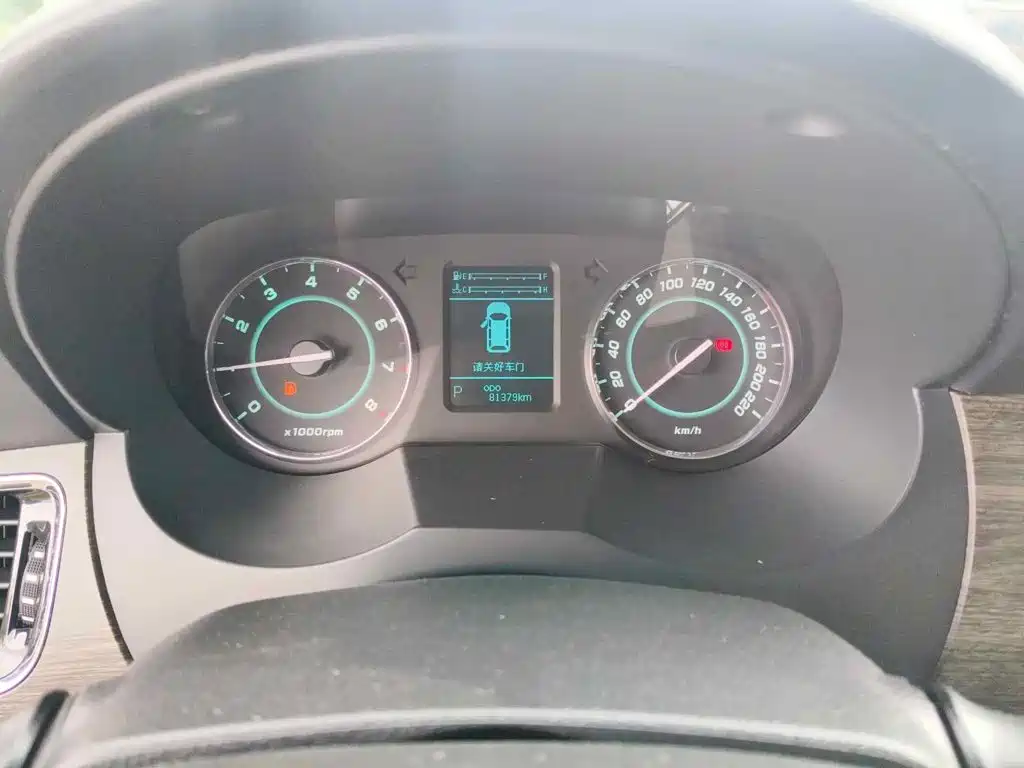 JAC Motors Refine M5 2016 2013 2.0T Petrol Automatic Official Edition