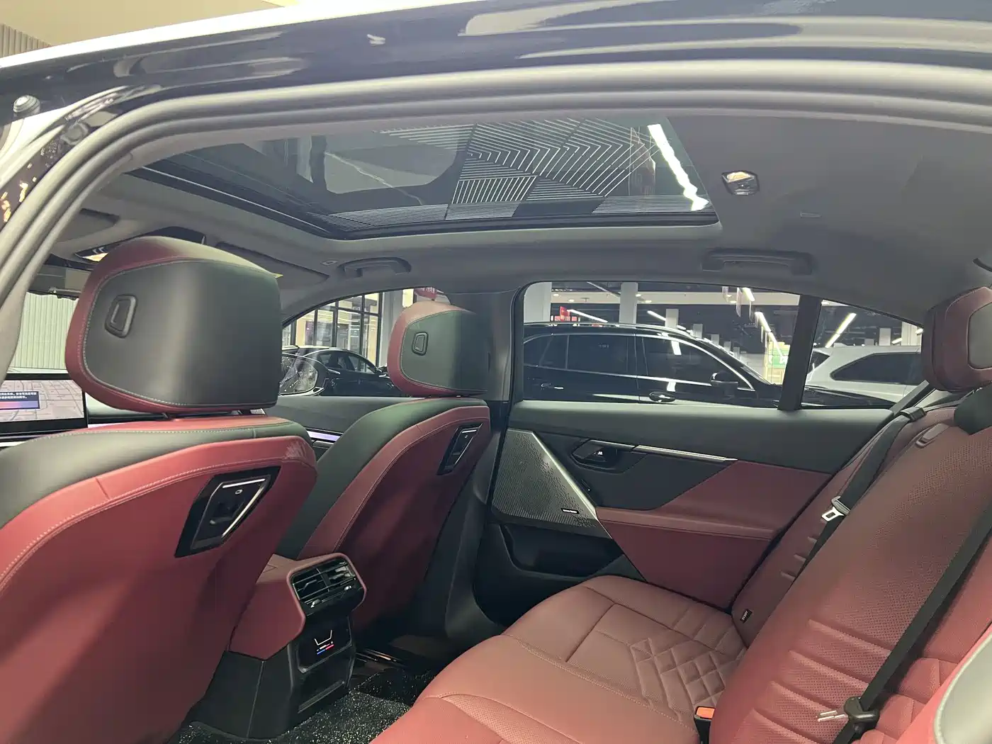BMW i5 2025 eDrive 40L M Sport Package фото 13