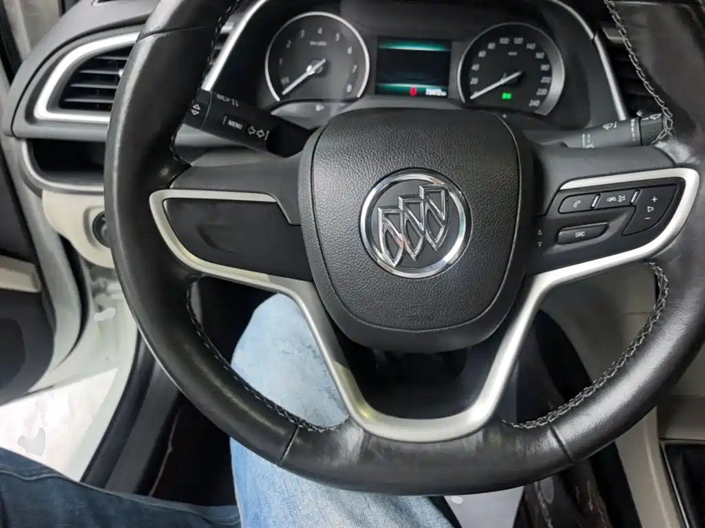 Фото 11 - Buick Excelle