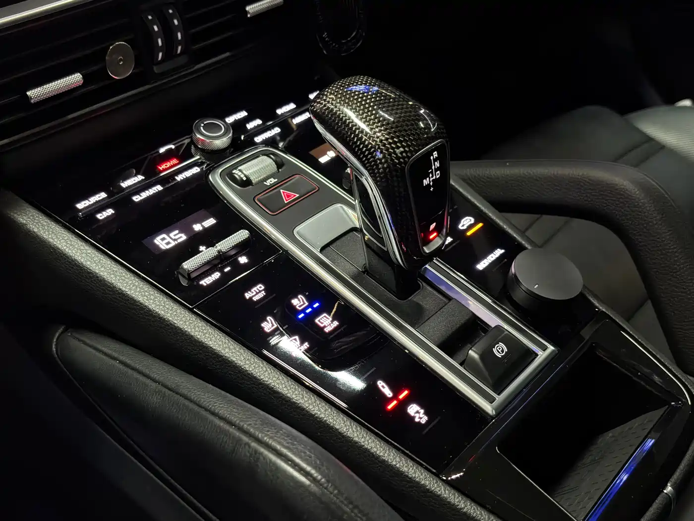 PORSCHE CAYENNE NEW ENERGY