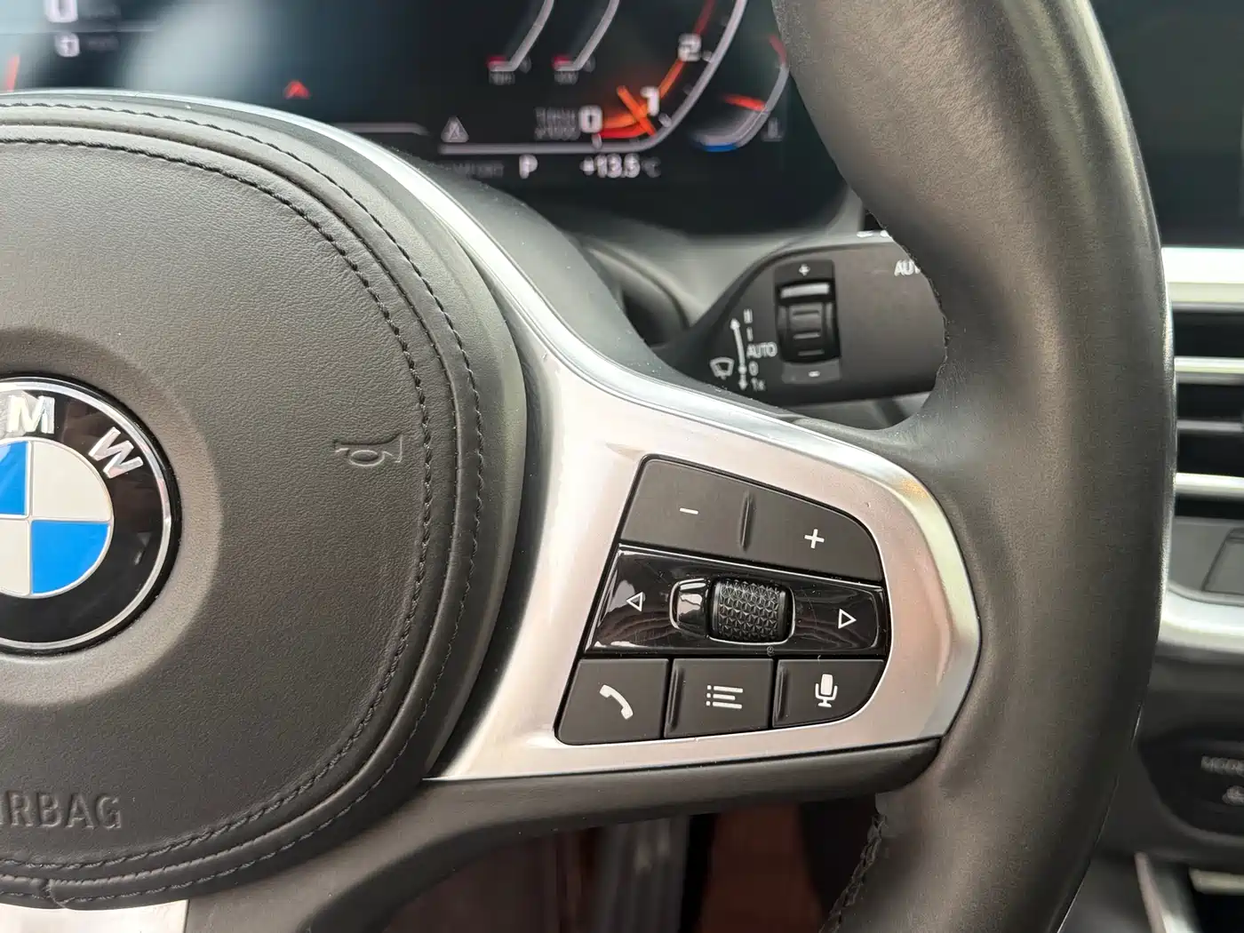 BMW 3 Series 2020 325Li M Sport Package фото 16