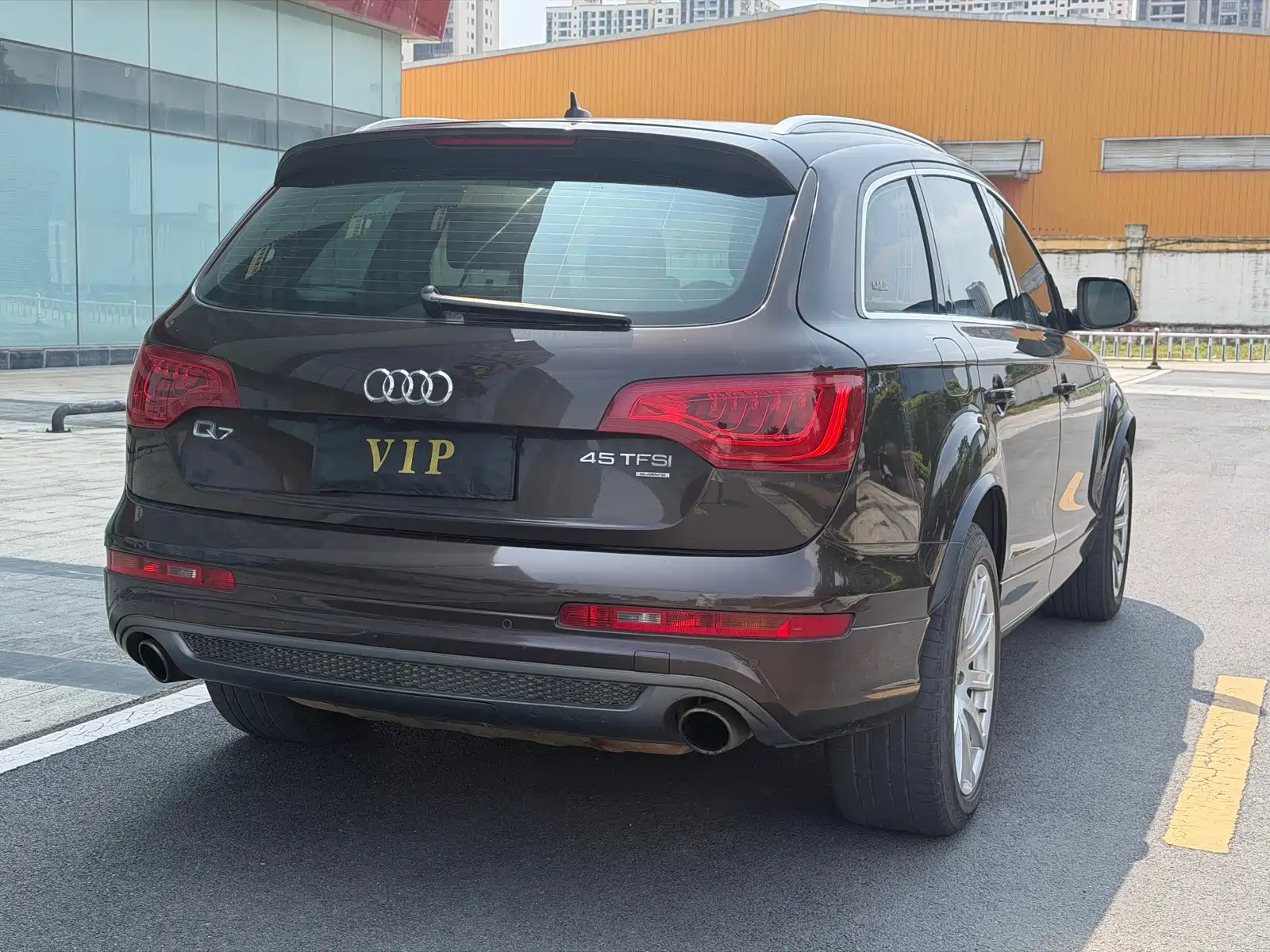 Photo 6 - Audi Q7