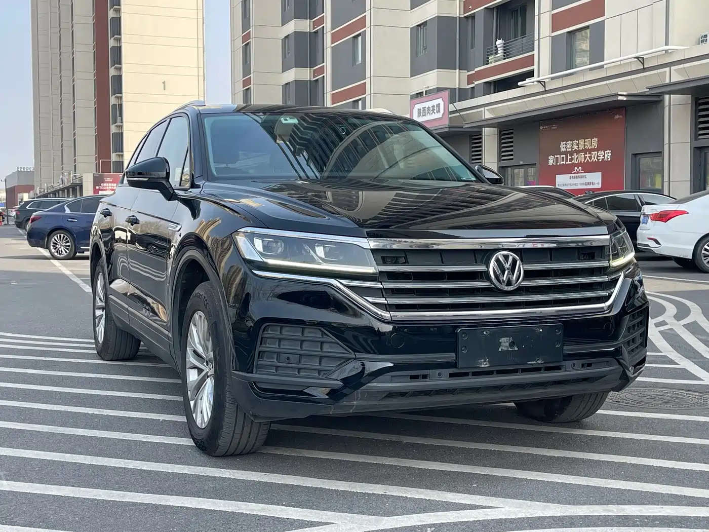 Volkswagen Touareg 2019 2.0TSI Pilot Edition China VI фото 2