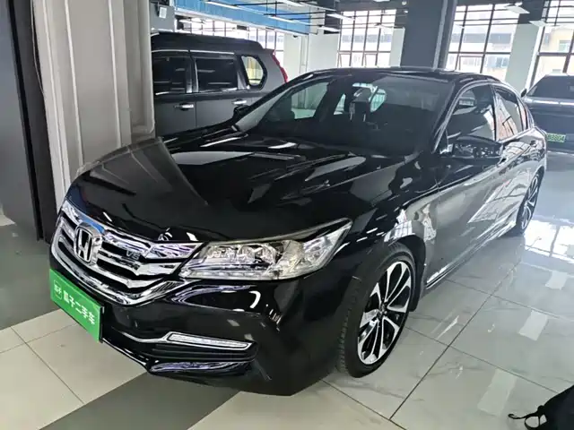  Honda Accord 2015 3.0L VTI Premium