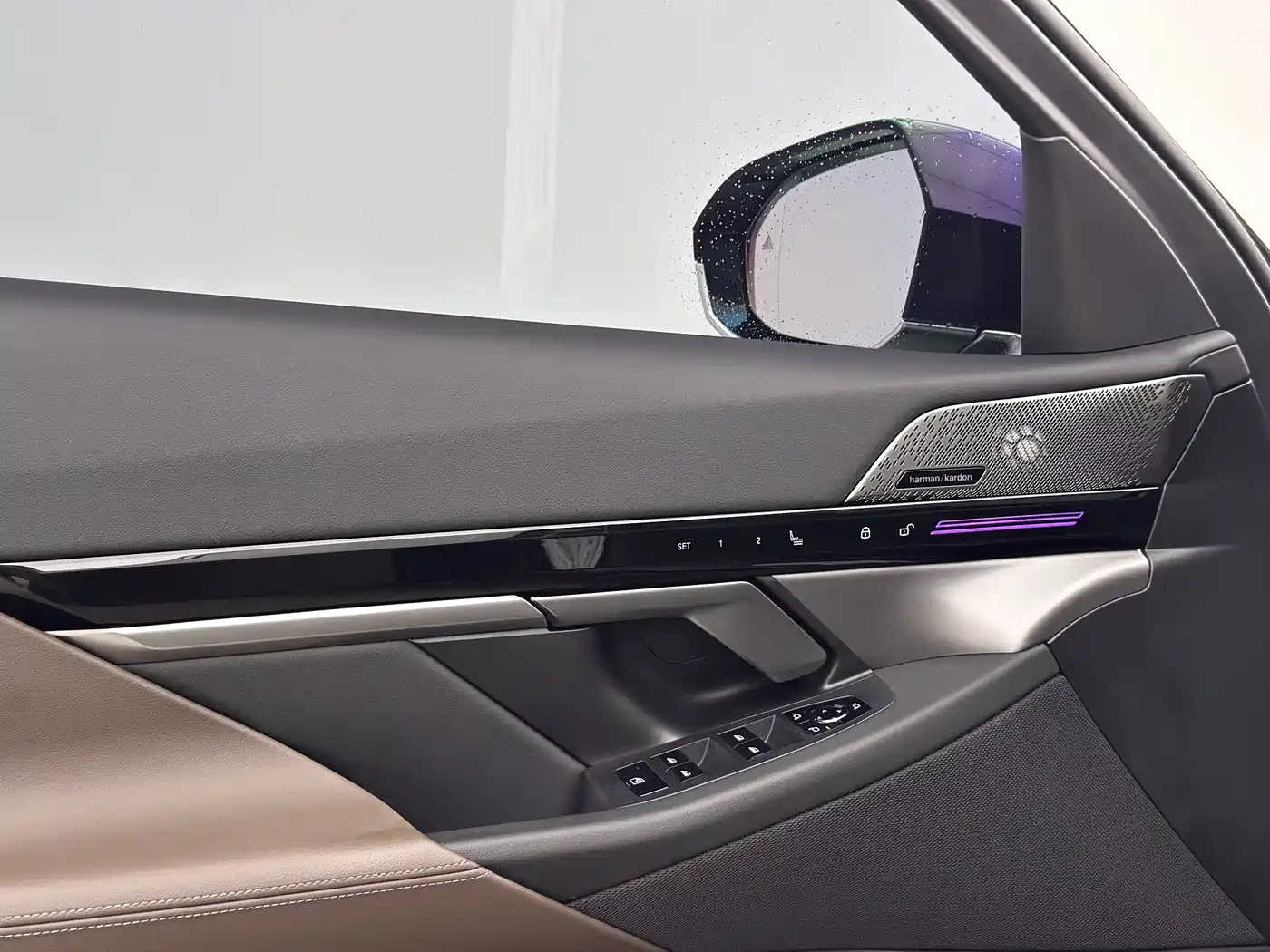 BMW 5 Series 2024 525Li M Sport Package фото 10