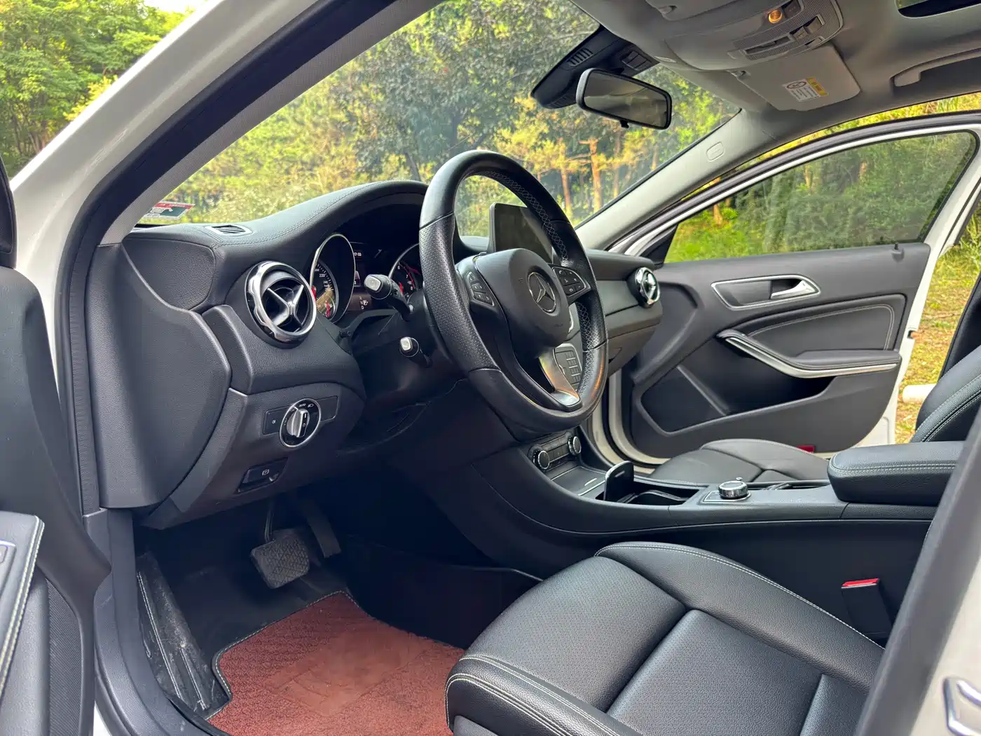 Mercedes-Benz GLA 2018 GLA 200 Fashion фото 6