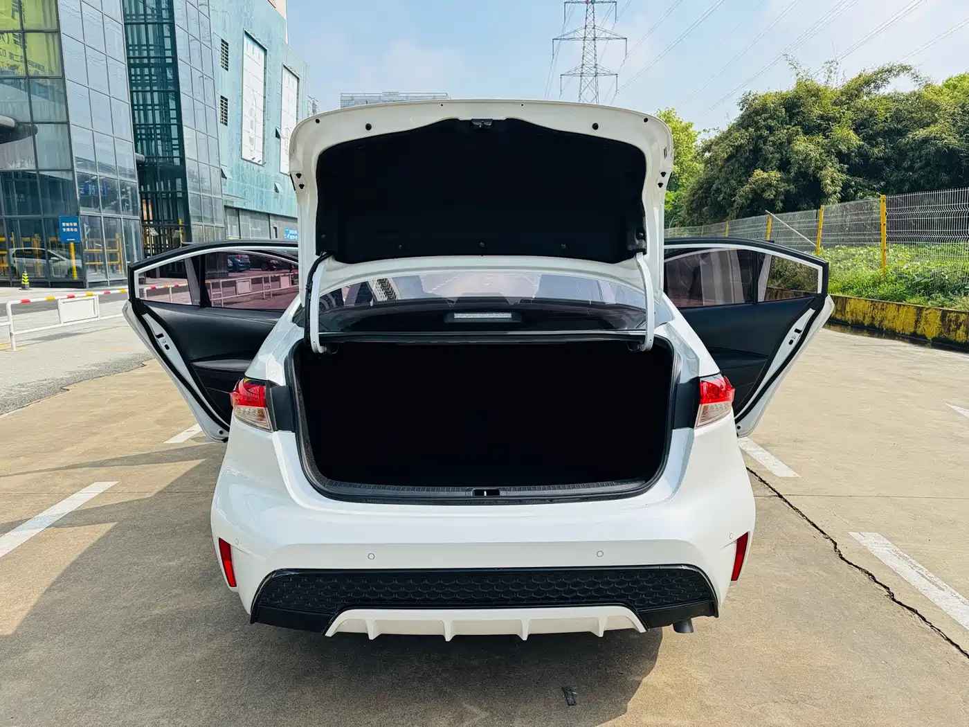 Toyota Levin 2021 185T CVT Sport Edition фото 11