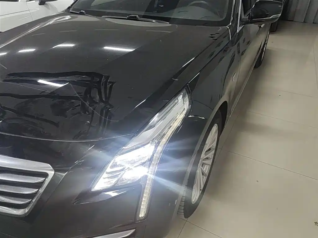 Cadillac CT6 2016 28T Luxury фото 24