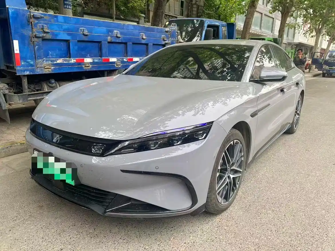 BYD Han 2025 EV Smart Driving Edition 701KM Honor Type