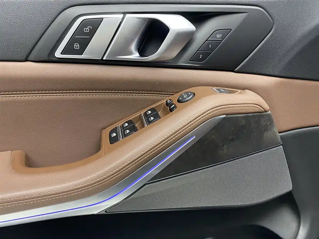 BMW X5 (Import) 2019 xDrive40i M Sport Package фото 16