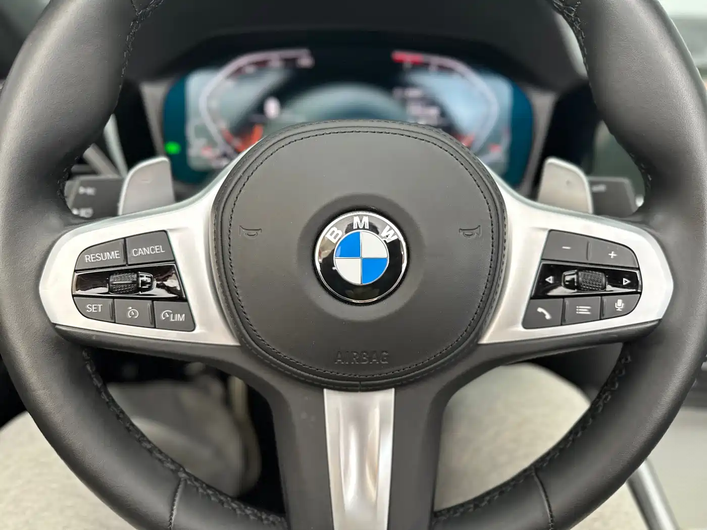 BMW 4 Series 2022 425i Convertible M Sport Shadow Night Package фото 30