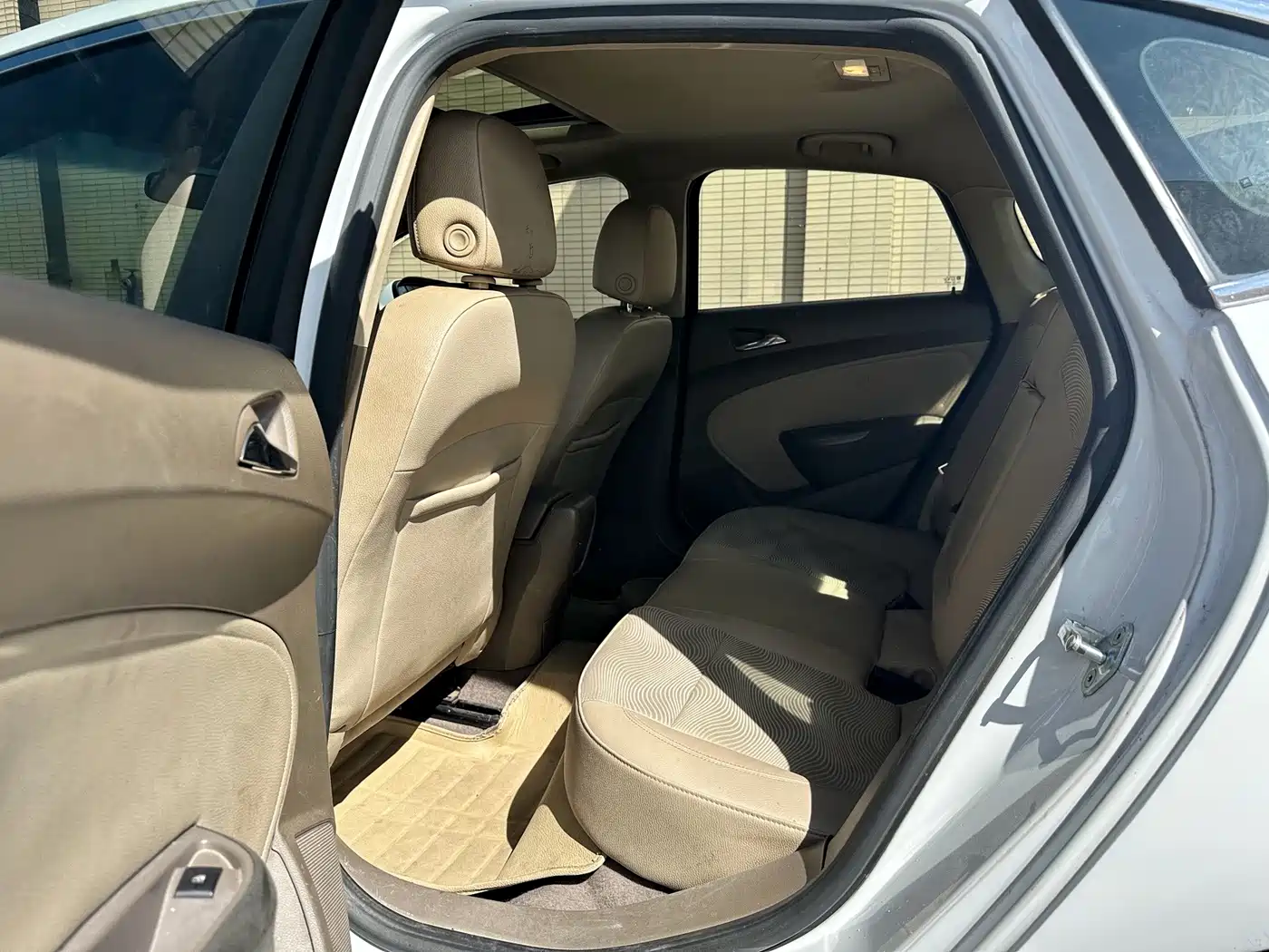 Фото 10 - Buick Excelle