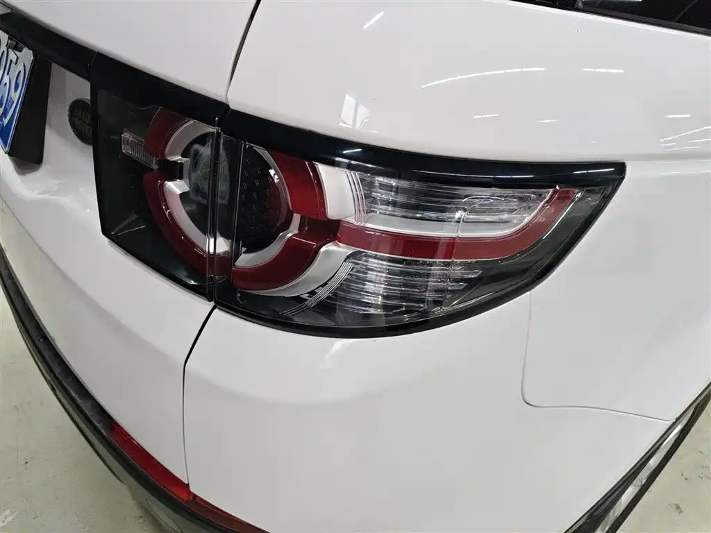 Land Rover Discovery Sport 2019 240PS PURE Edition China VI фото 24