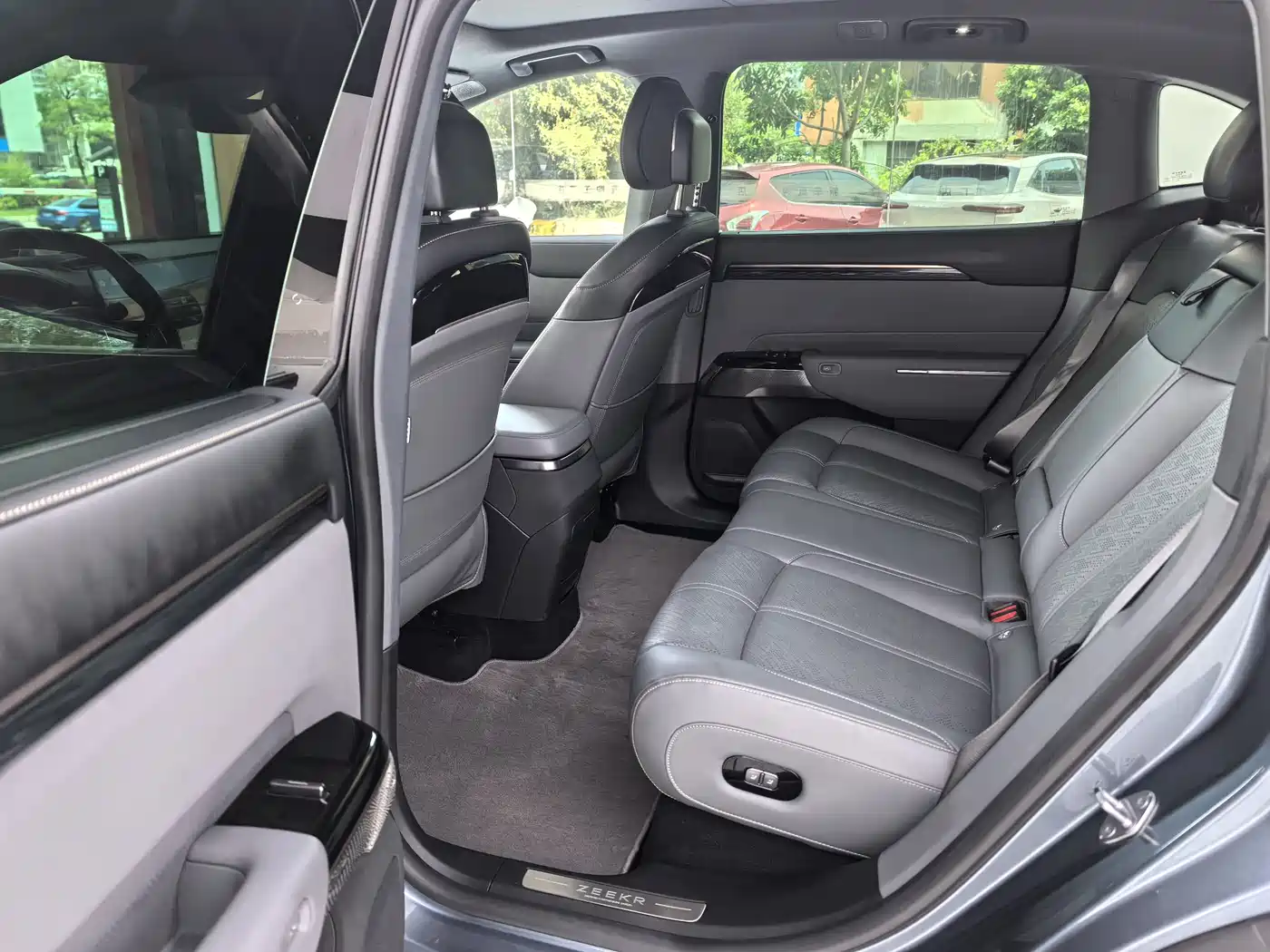 ZEEKR EXTREME KRYPTON 7X