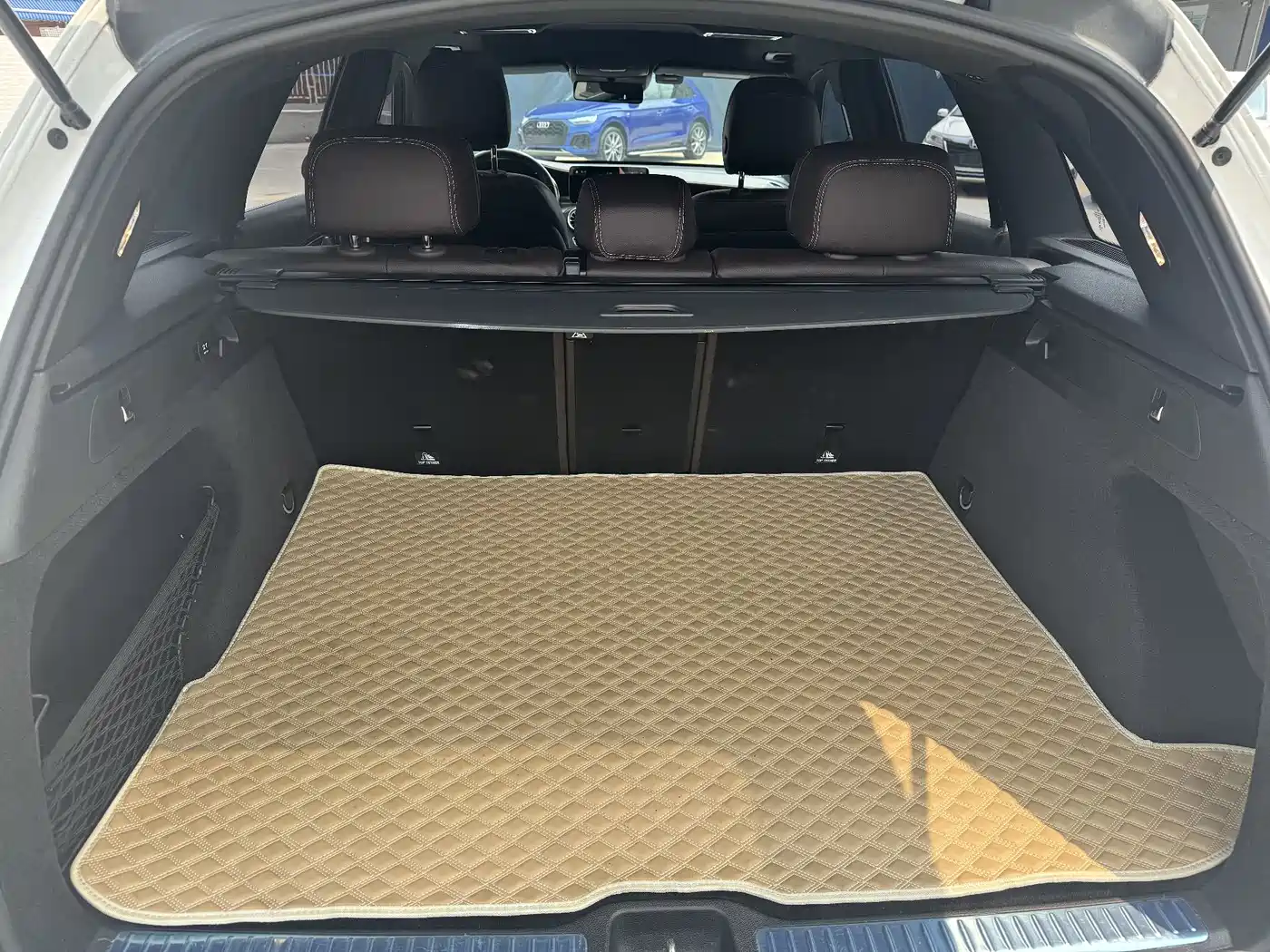 Mercedes-Benz GLC 2022 Model GLC 300 L 4MATIC Luxury Edition фото 15
