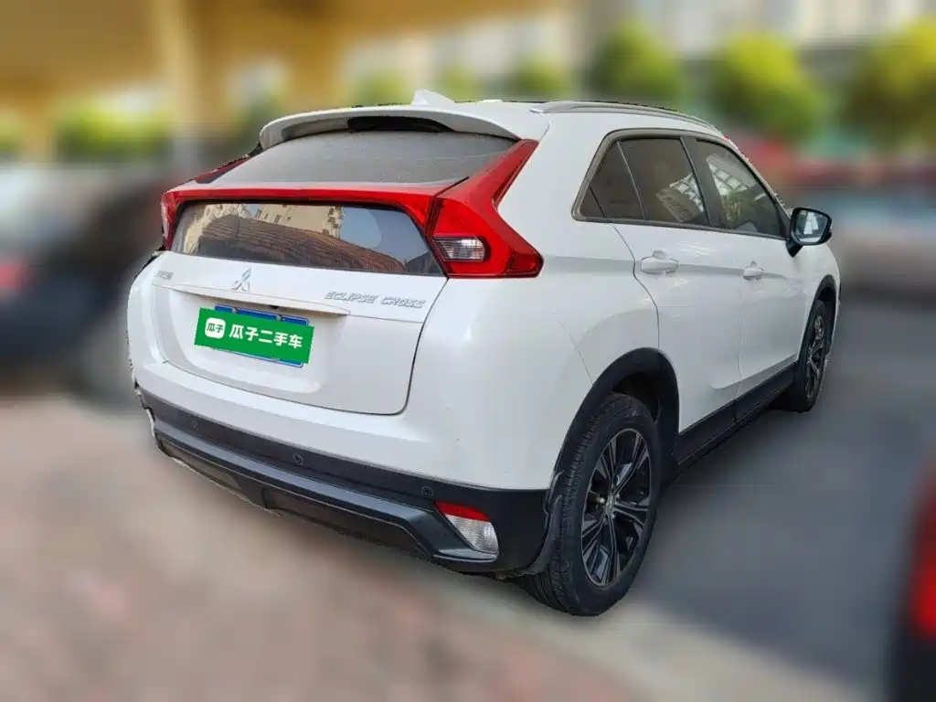 Фото 4 - Mitsubishi Eclipse Cross