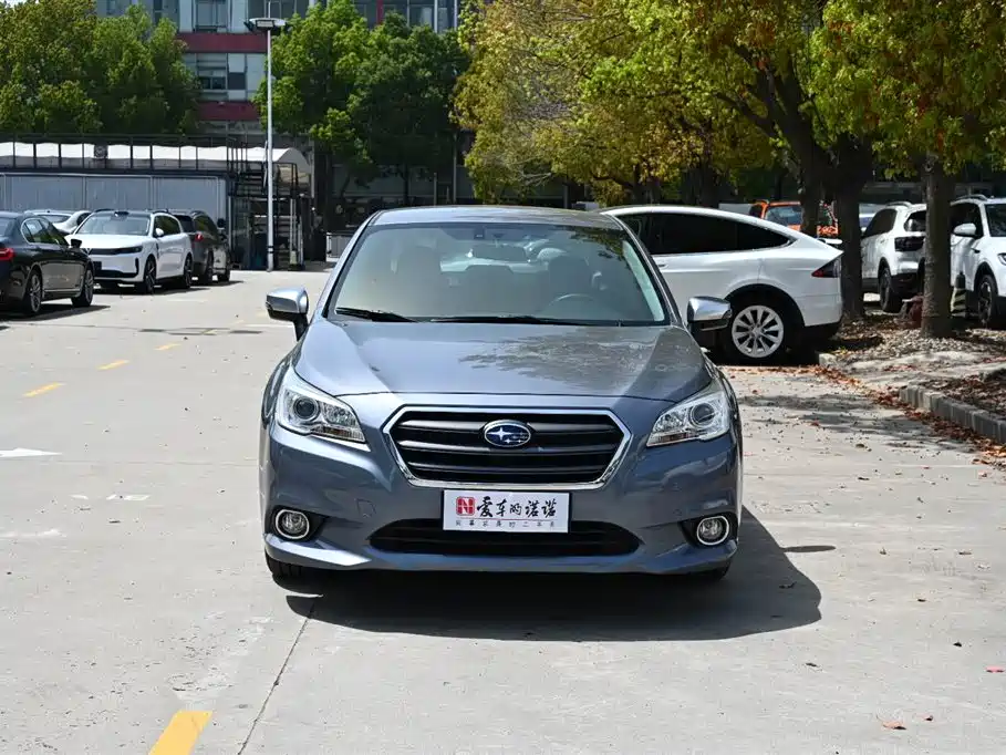 Subaru Legacy 2016 2.5i AWD Trend Edition фото 2