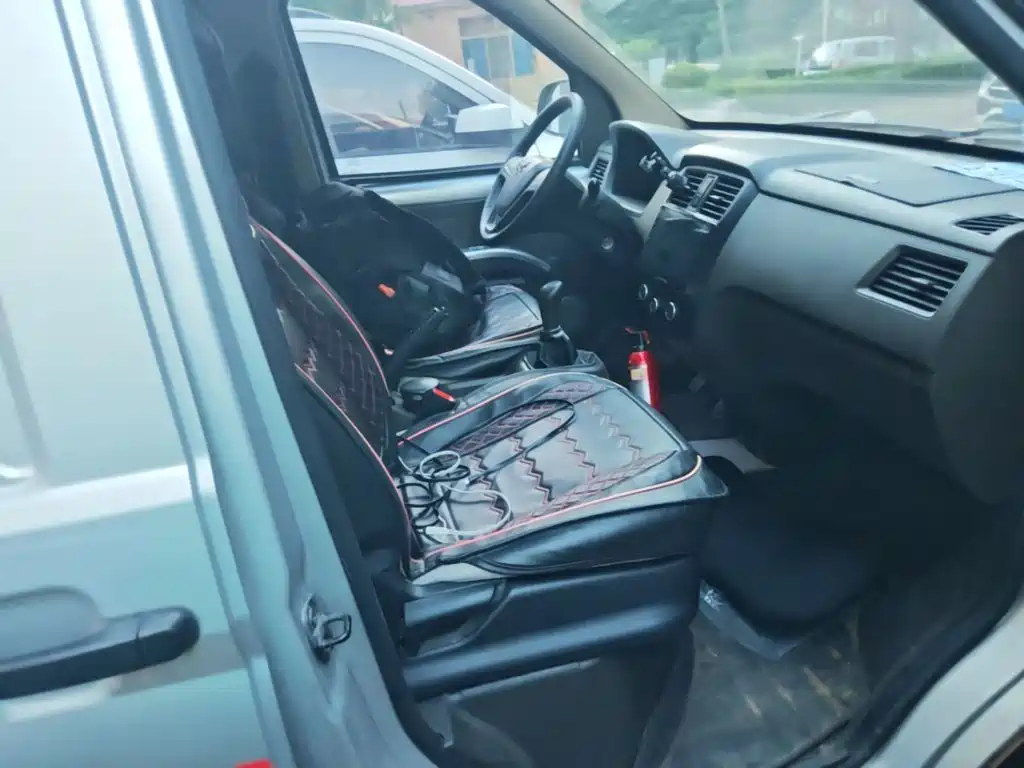 Wuling Motors Wuling Rongguang S 2023 2021 Model 1.2L Basic Enclosed Van 2-Seater LSI