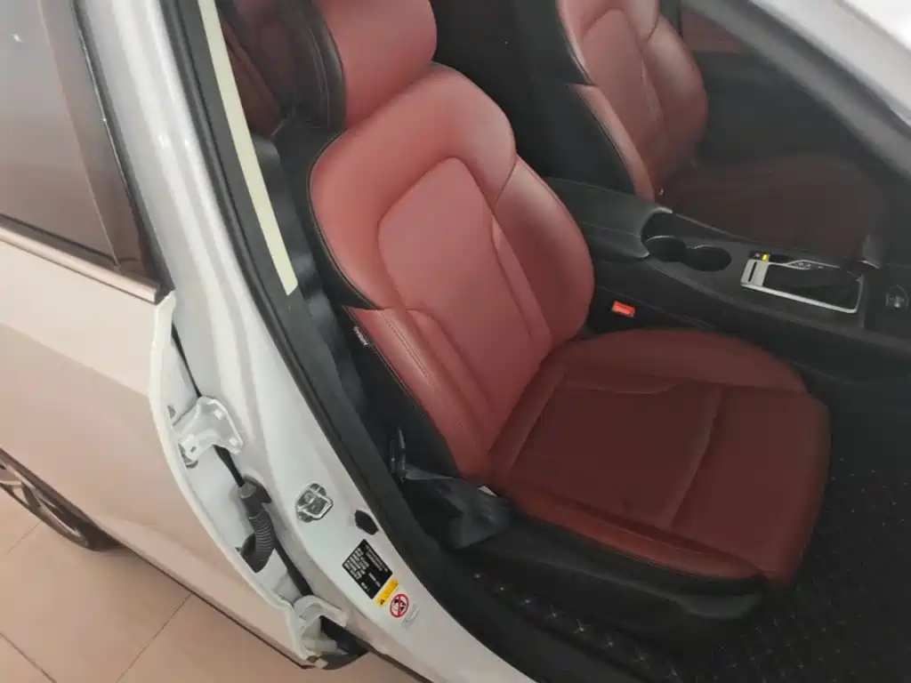 Changan CS35 PLUS 2019 2019 1.4T DCT Smart Blue Whale Edition