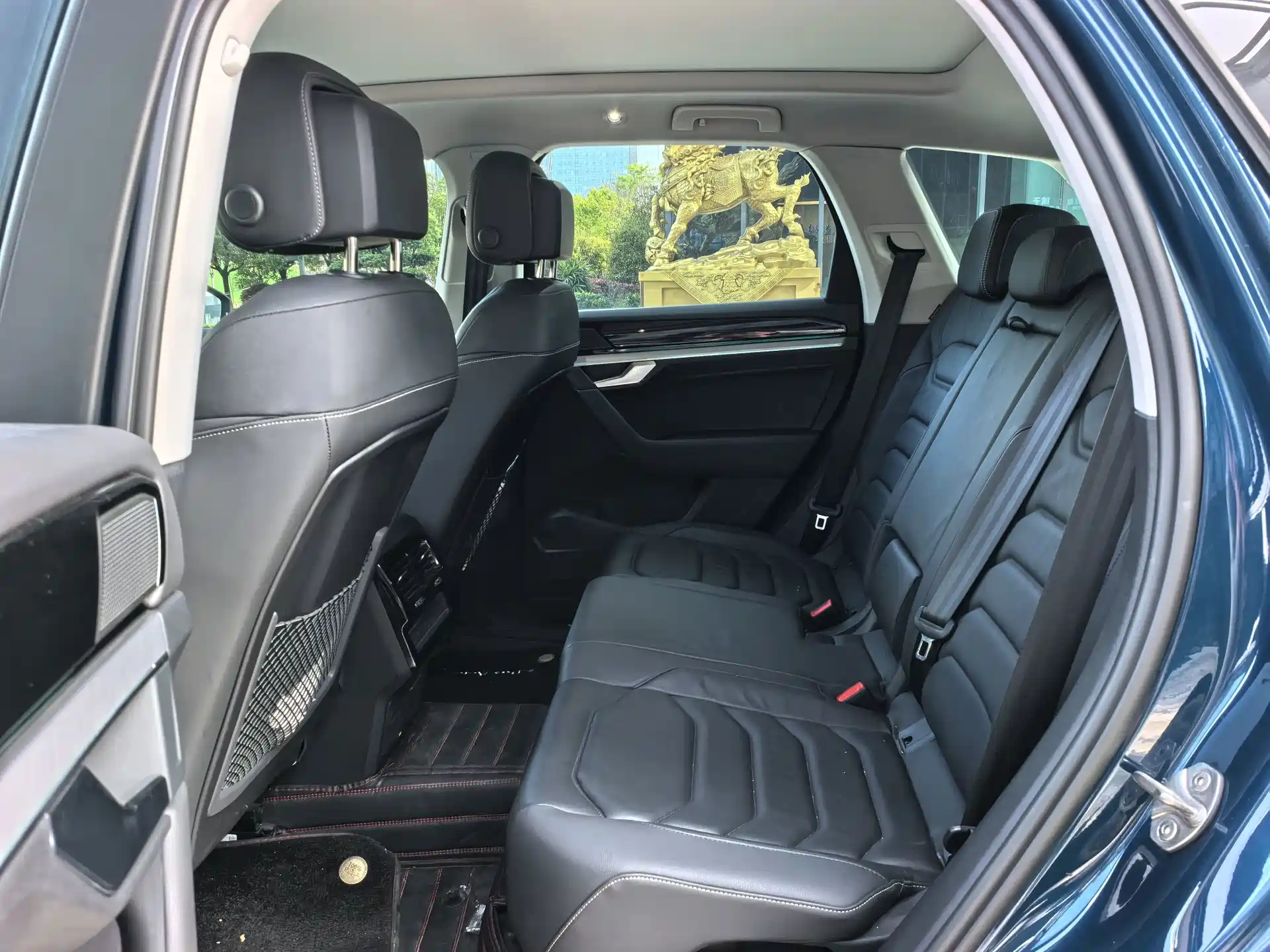 Фото 7 - Volkswagen Touareg